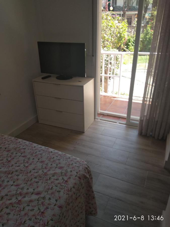 פואנגירולה Habitacion Independiente Centrica מראה חיצוני תמונה